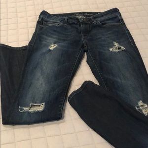 Mavi, Emma boyfriend slim